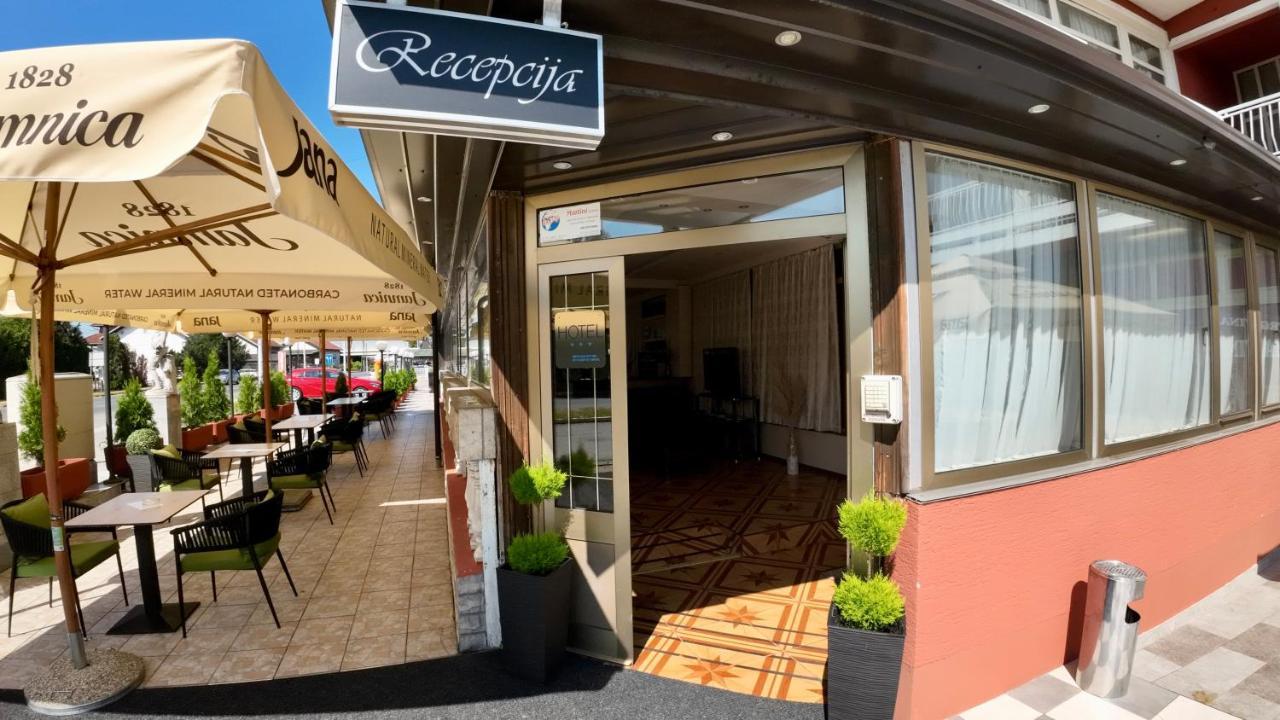 Hotel Martini Zagreb Hotel And Restaurant Sesvete Luaran gambar
