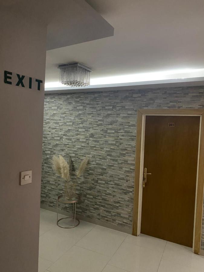 Hotel Martini Zagreb Hotel And Restaurant Sesvete Luaran gambar