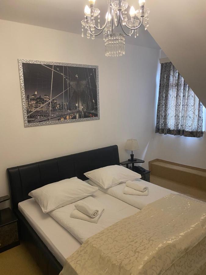 Hotel Martini Zagreb Hotel And Restaurant Sesvete Luaran gambar